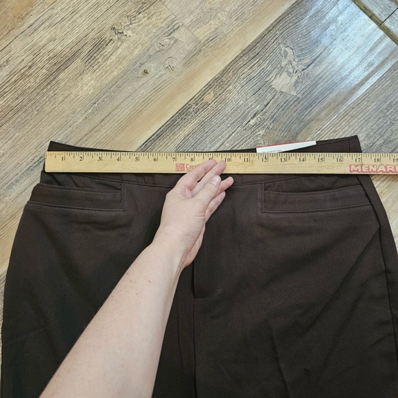 Christopher & Banks Women's Size 14L Classic Fit Trouser Leg Pants Elastic Waist - Picture 6 of 8